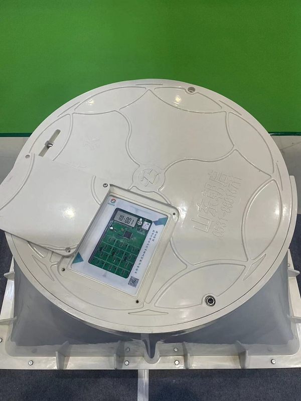 manhole cover manhole cover-2.jpg