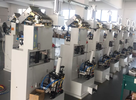 El inventor de la clavadora automática de tacones: Sabah