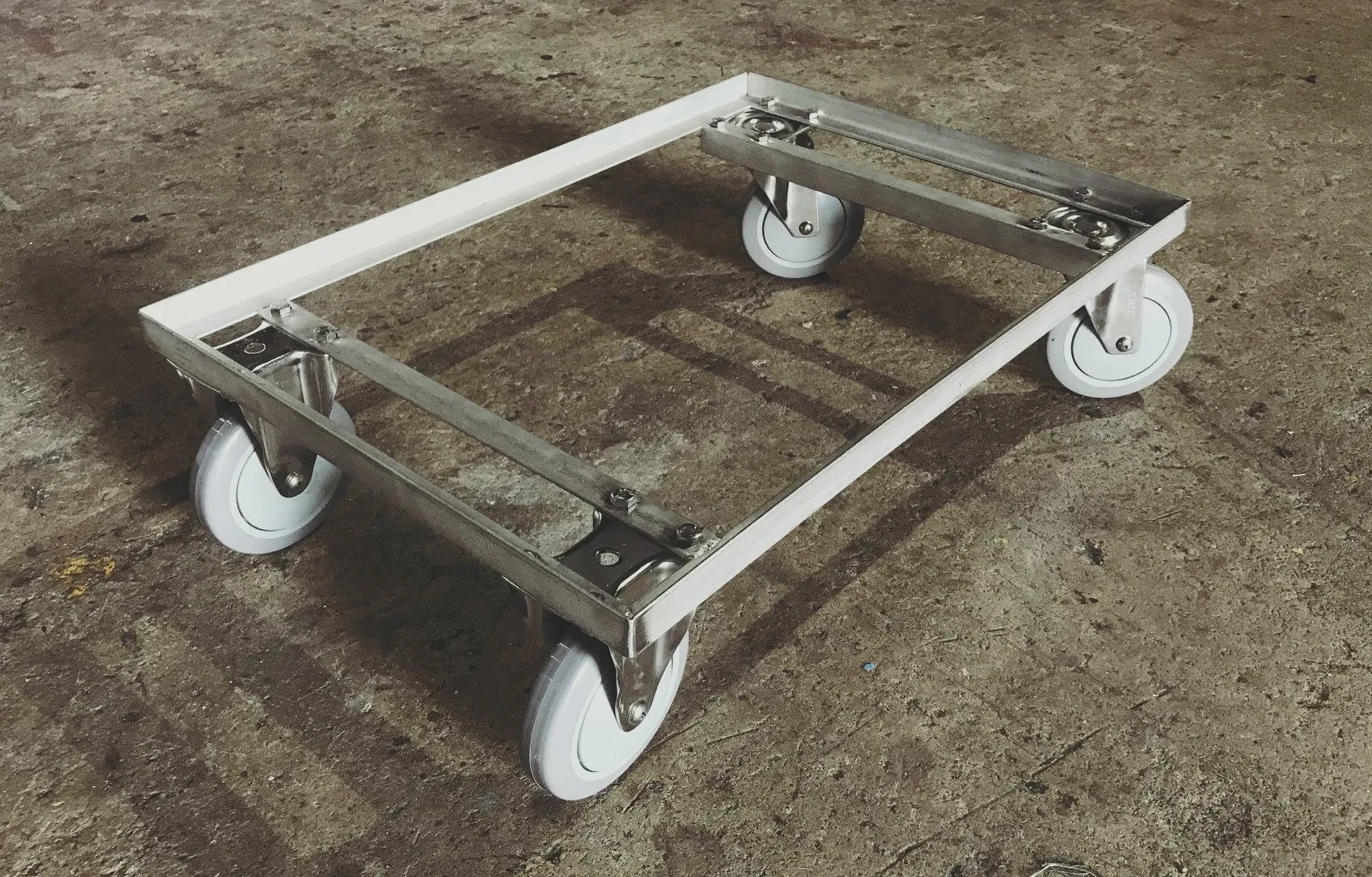 Metal Dolly
