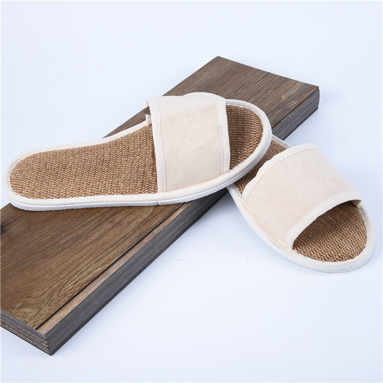 High Quality Half Pack Hotel Flannel Slippers High Quality Half Pack Hotel Flannel Slippers