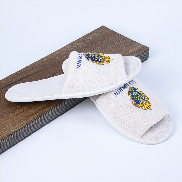 High Quality Non Slip Half Pack Flannel Slippers High Quality Non Slip Half Pack Flannel Slippers