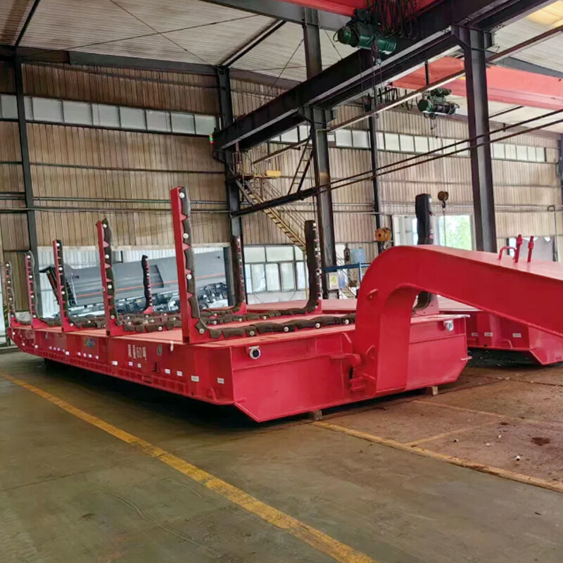 Heavy Low bed trailer for terminal port