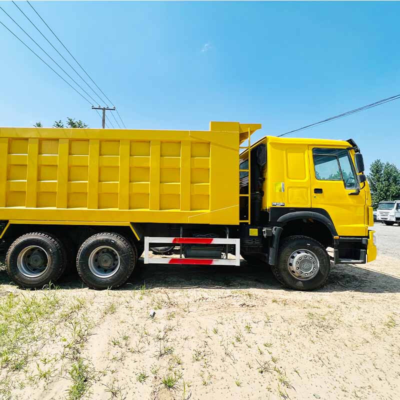 Sinotruk 371 Horsepower Dump Truck
