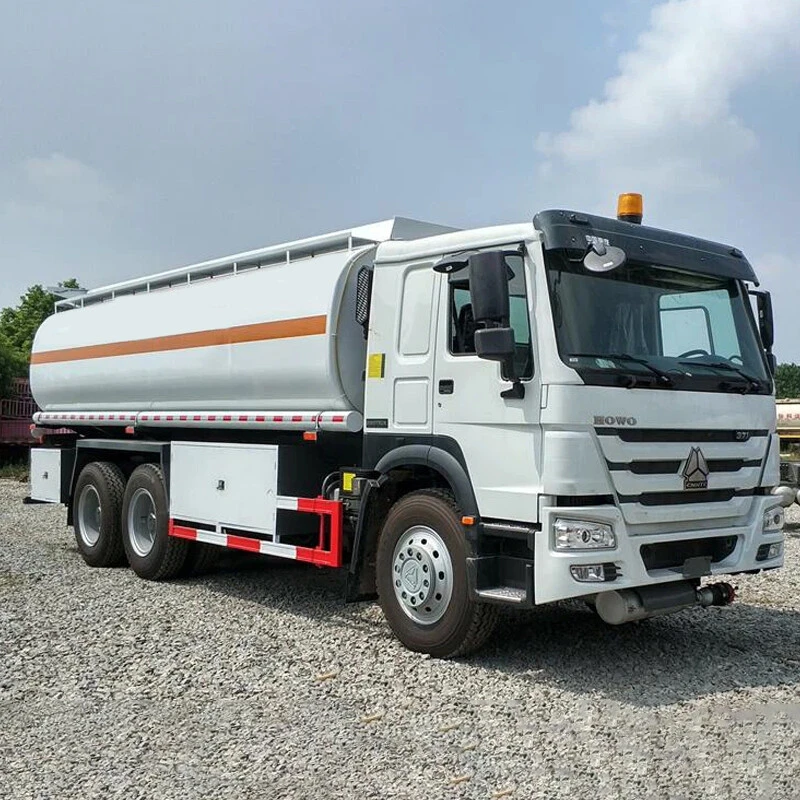 Sinotruk 6×4 Road Sprinkler Water Bowser Tanker Trucks
