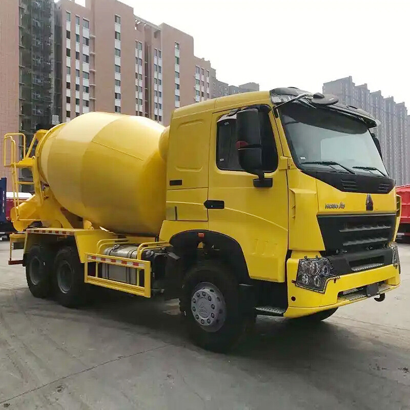 Sinotruk Howo 5m3/10m3 Concrete Cement Mixer Truck