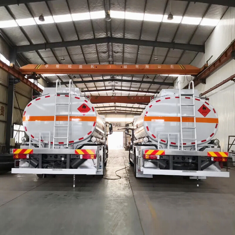 Sinotruk Howo 15000L Aluminum Alloy Helicopter Fuel Dispenser Truck