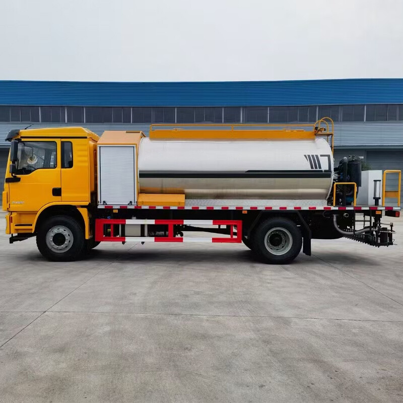Shacman 12CBM Asphalt Sprayer Truck