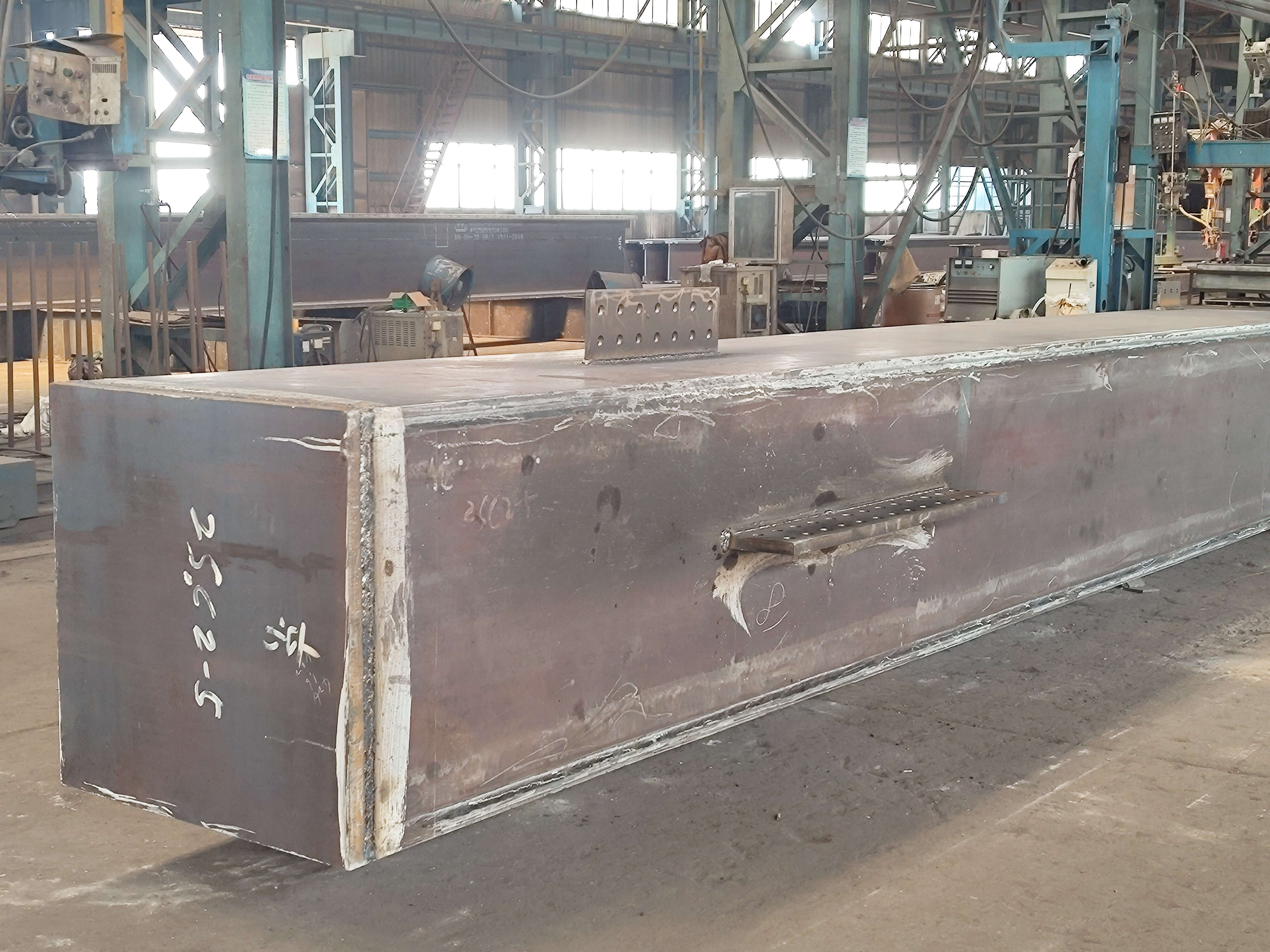 Box column, cross column