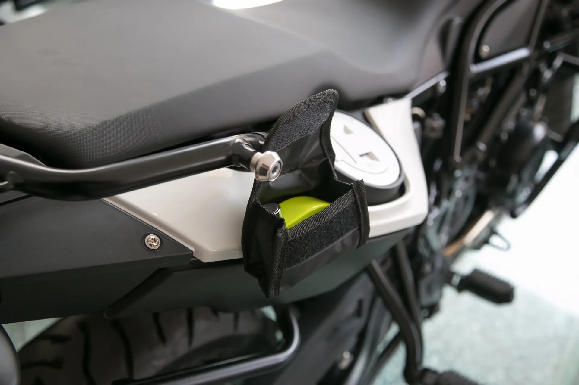 Alarm Disc Brake Lock Zinc Alloy, Bicycle Battery Car Motorcycle Heavy Locomotive Disc Brake Disc Lock Sticker