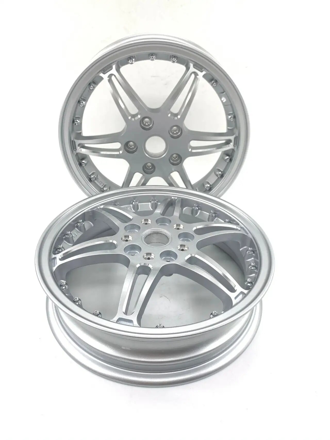 12 Inch Vespa150 Spring Sprint Modified Wheels Piaggio New Motorcycle Wheels Manufacturers Wholesale