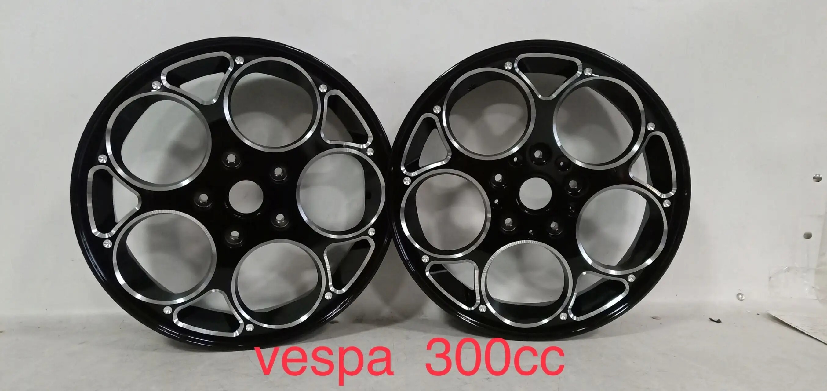 Thailand Modified Wheels Suitable for Vespa Spring Sprint GTS GTV Aluminum Alloy Wheel Manufacturers Wholesale