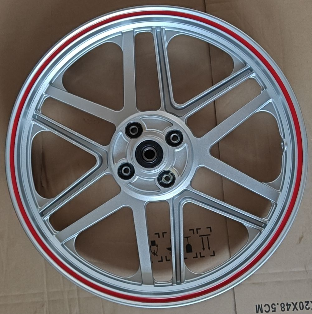Twelve-ribbed King Vacuum Wheels Flash White Full Spray (red Edge Tracing on the Roller on the Side of the Rim)
