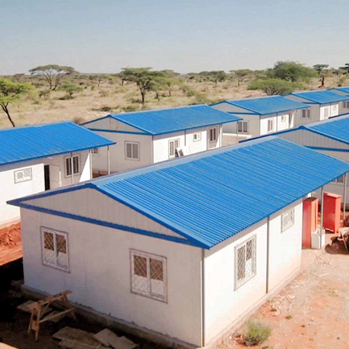 Customized Prefabricated Houses Steel Containers 2-story Modular Frame House Modern Construction Site