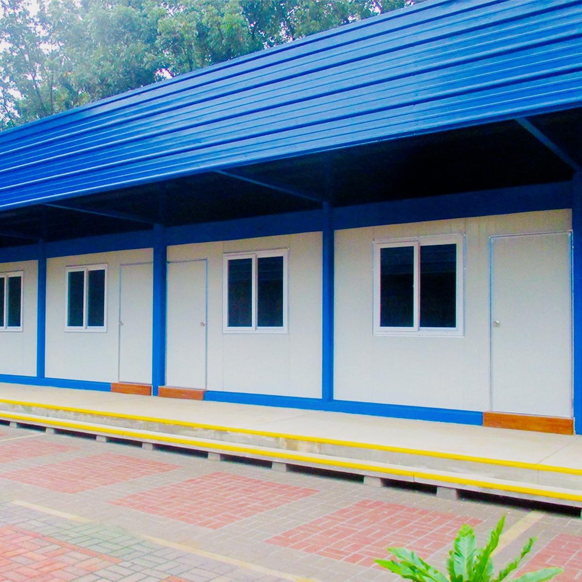 Customized Prefabricated Houses Steel Containers 2-story Modular Frame House Modern Construction Site