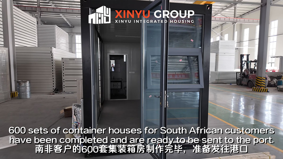 600 sets of container houses for South African customers have been completed and are ready to be sent to the port.