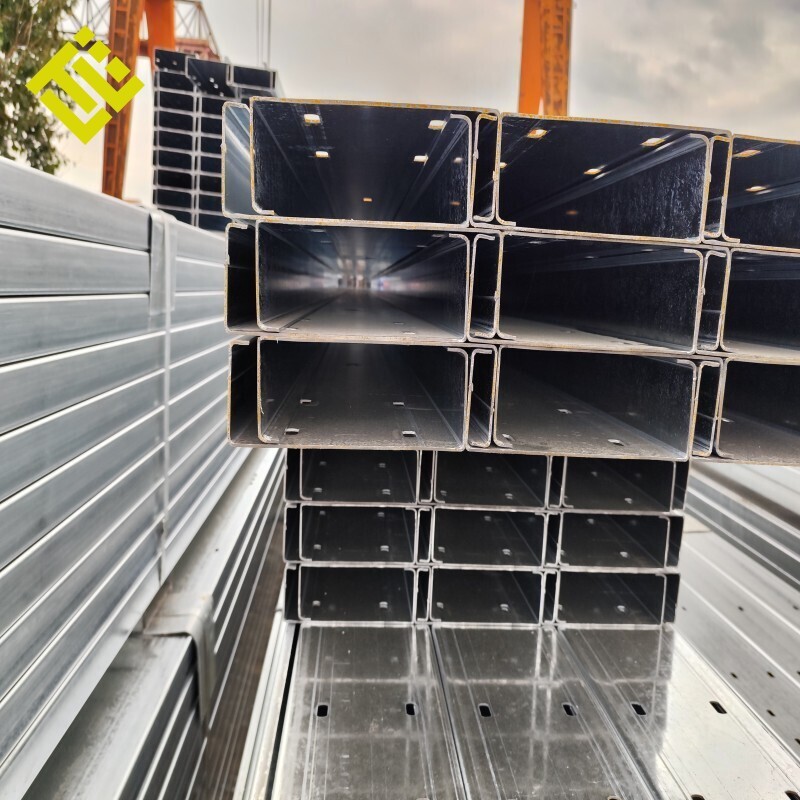 فولاذ على شكل حرف C