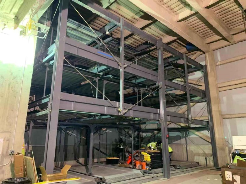 America - (-1+4) level puzzle parking system - 34 car spaces