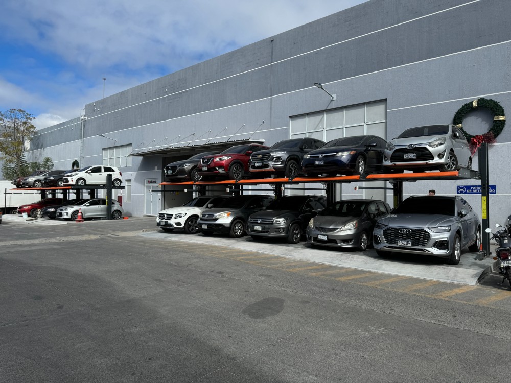 Guatemala - 2 level easy car parking list -  20 car spaces