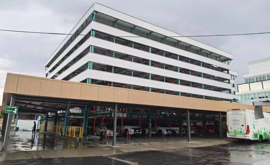 Thailand - 7 level puzzle parking system - 232 car spaces