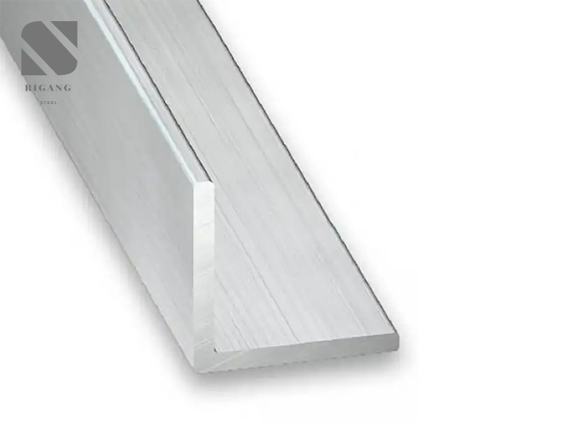 الفولاذ المقاوم للصدأ الزاوية