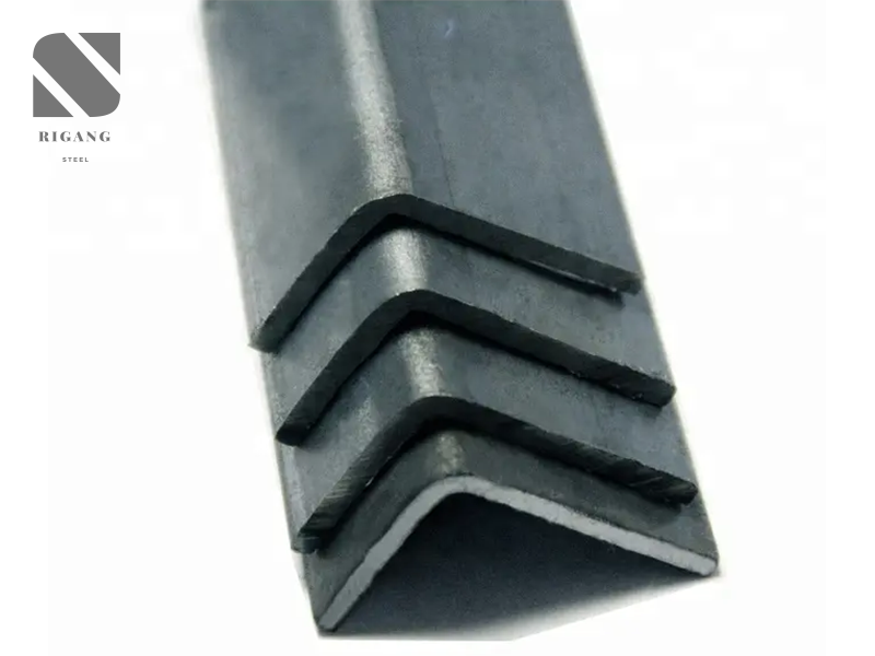 فولاذ بزاوية كربون