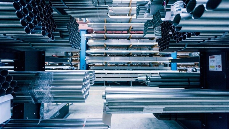 Well-equipped production lines and advanced control systems work together to make sure all the stainless steel products we made are in line with the national standards.