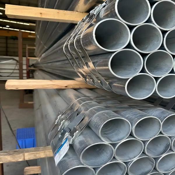 Q215 Galvanized Steel Round Pipe
