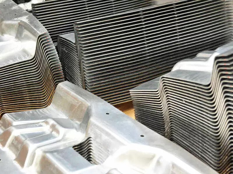 Accurate mechanical parts stamping