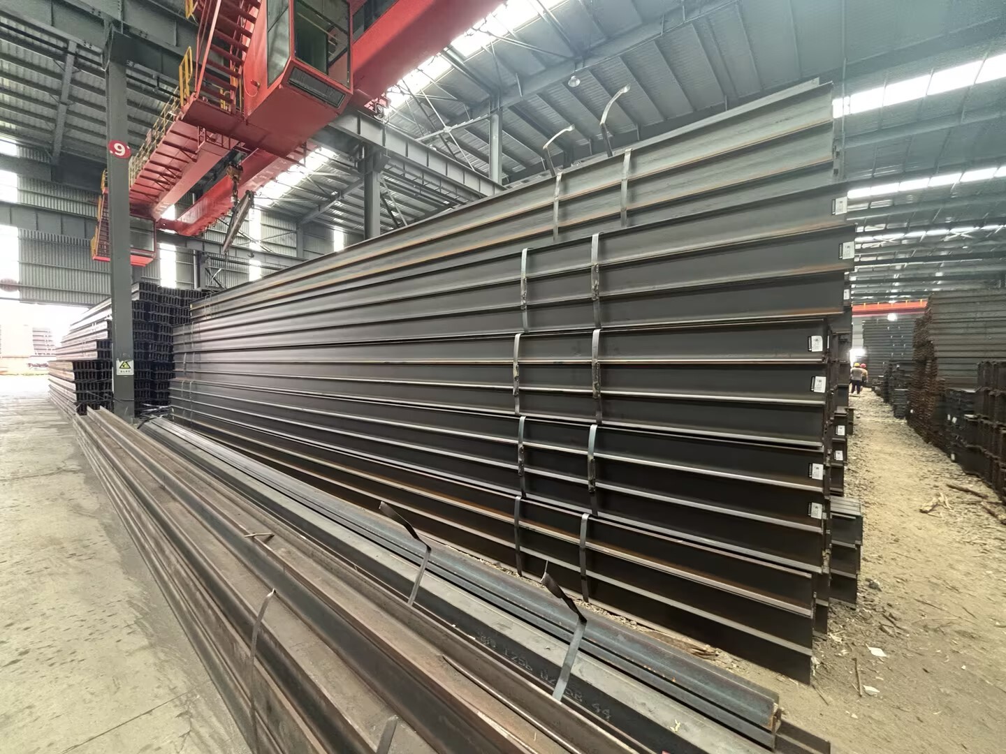 هل أنت قلق بشأن نفاد المخزون أو جودة المنتجات السيئة عند شراء البروفيلات؟ تعال إلى هنا وستكون في المكان المناسب!