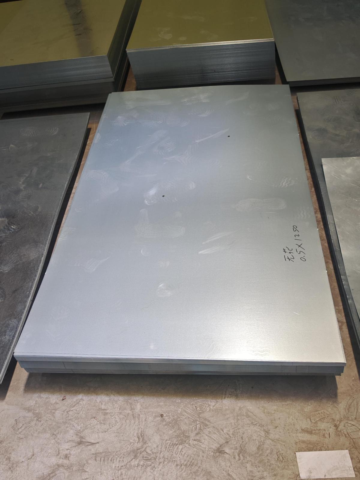 Prepainted Galvanized Steel Sheet Prepainted Galvanized Steel Sheet