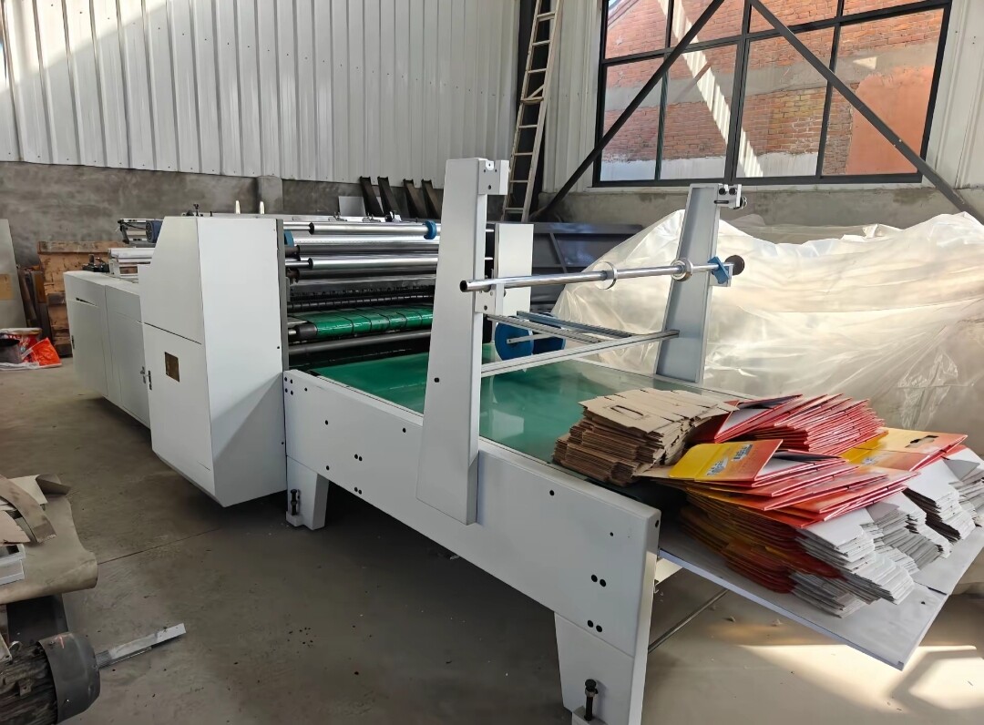 Window sealing machine