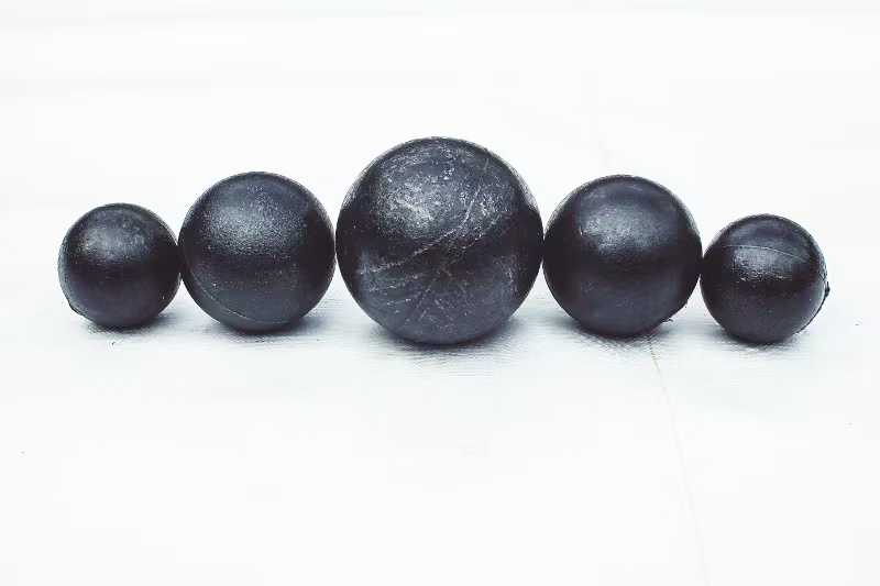 Chrome cast steel grinding balls/High Wear-resistant Mill  balls manufacturer