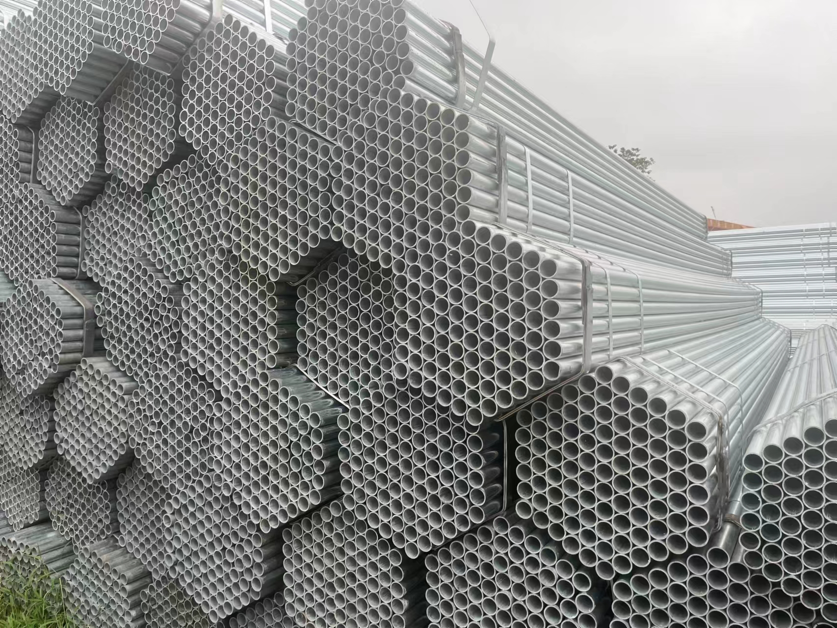 JIS Galvanized Round pipe