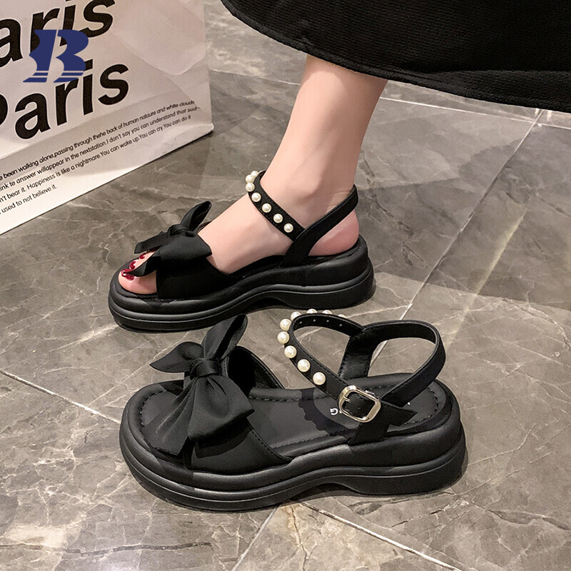 Women's sandals can be customized