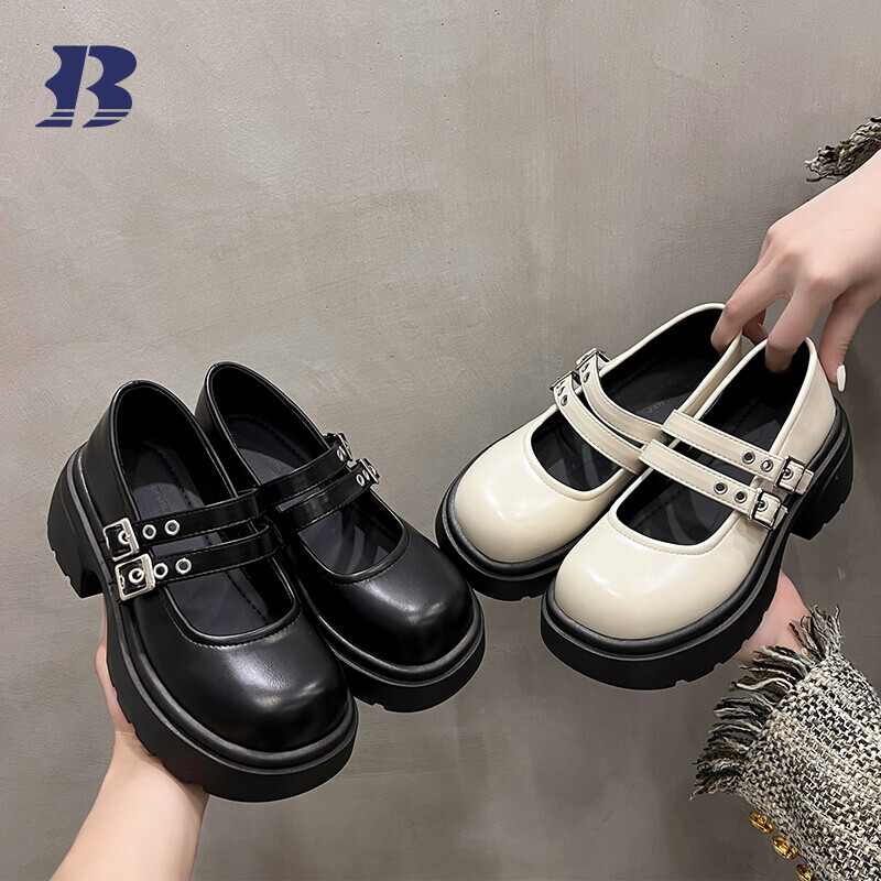Loafers for women can be customized