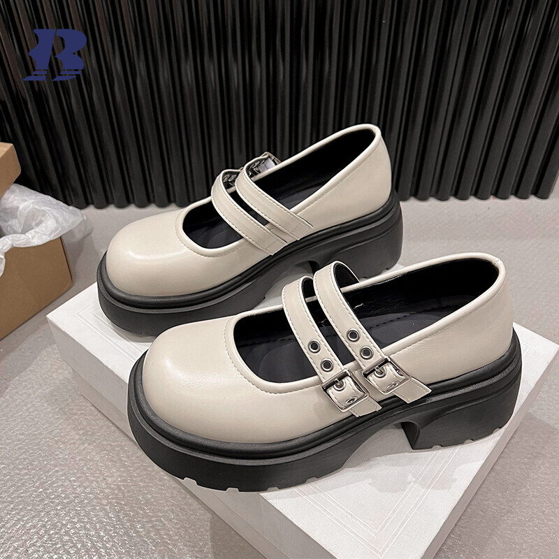Loafers for women can be customized