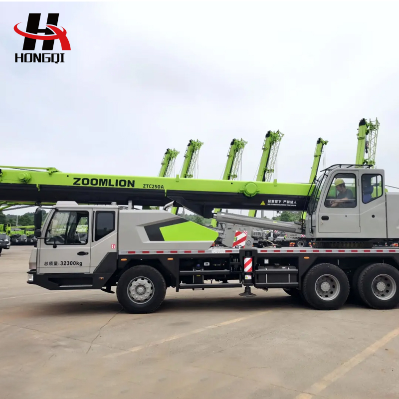 ZOOMLION 25 Ton ZTC250A Heavy Truck Crane