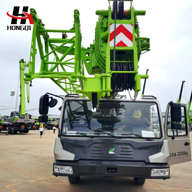 ZOOMLION 25 Ton ZTC250A Heavy Truck Crane
