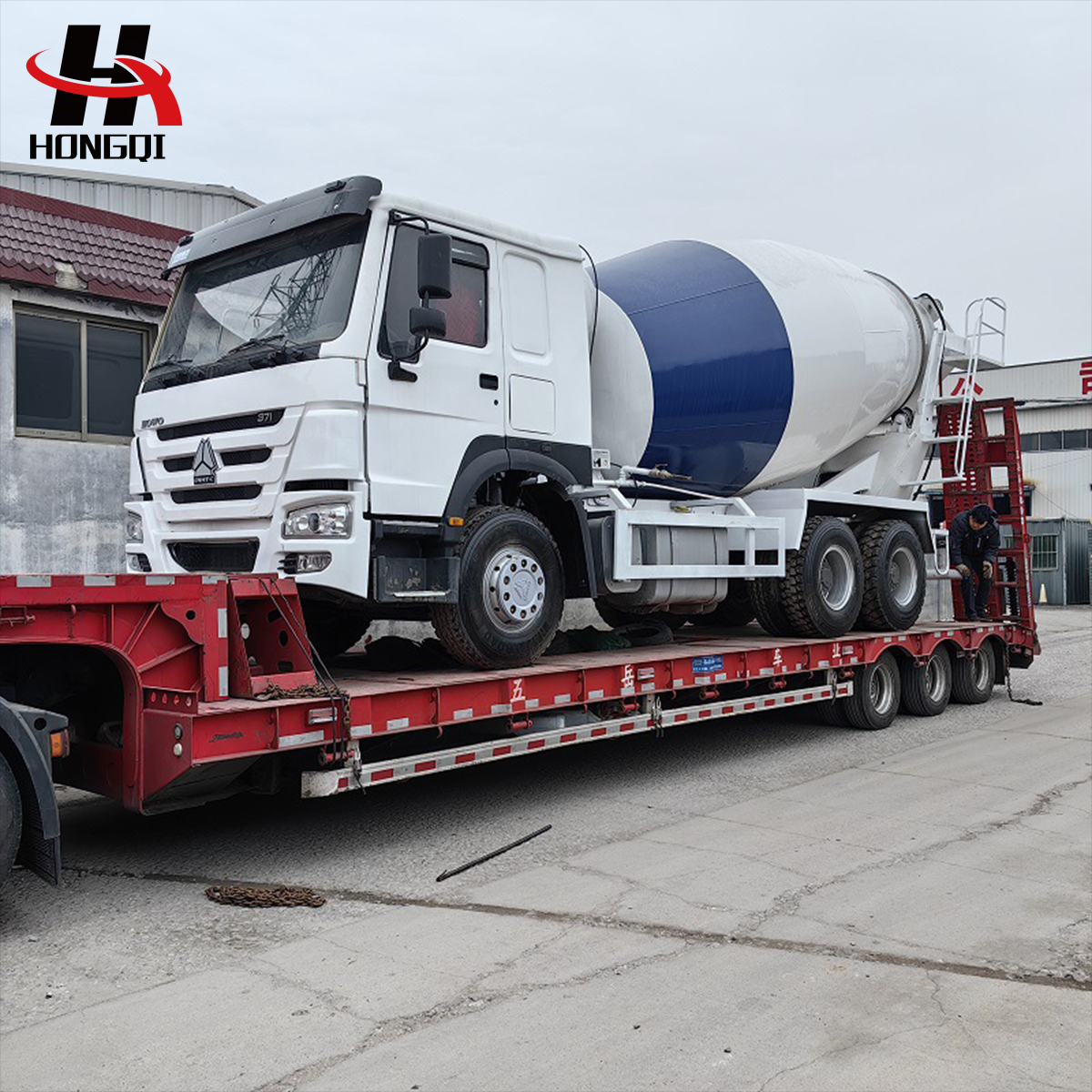 Export Sinotruk Howo 371 64 Concrete Mixer Truck