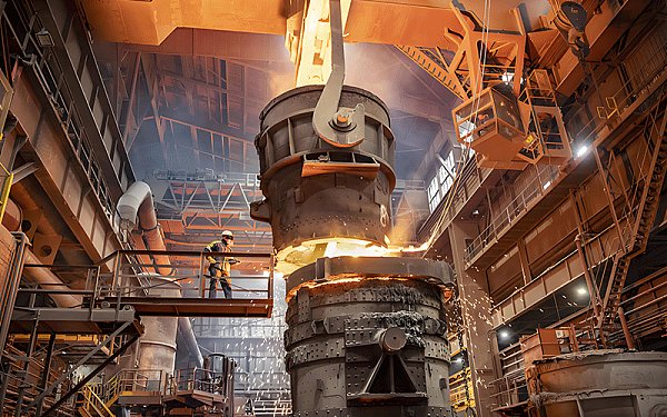 Our steel manufacturing process is exquisite and advanced. From the selection of raw materials to smelting, forging, rolling and other processes, industry-leading technology is adopted. Strict process control ensures uniform microstructure and stable performance of steel.