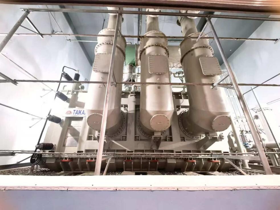 Transformador trifásico de 400kV 123MVA com circulação forçada de óleo