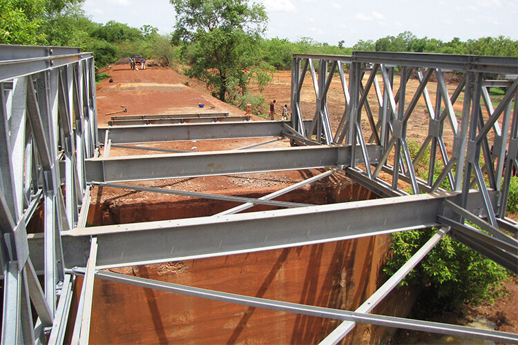 Railway steel structure bridge