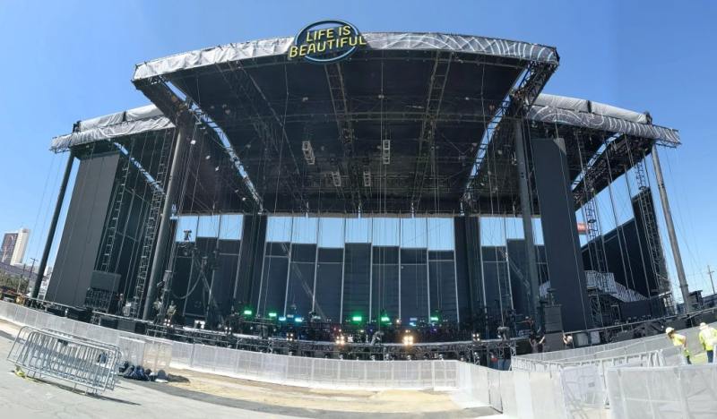 steel structure for performance stage.jpg