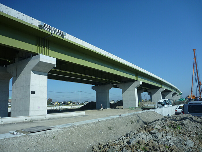 box steel girder bridge.jpg