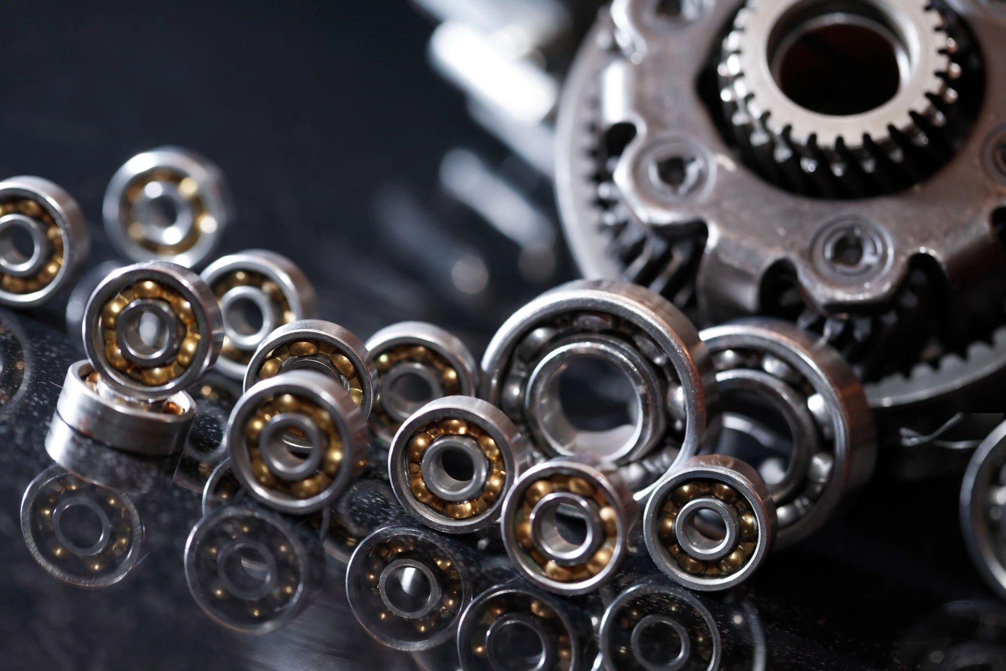 Deep Groove Ball Bearings: Core Technical Features and Cross-Industry Applications