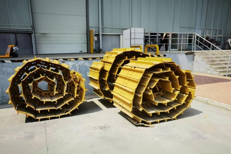 Shantui spare part warehouse (2).jpg