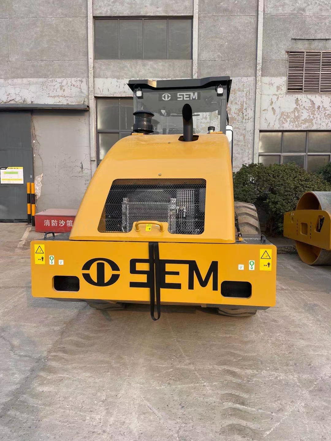 Machines de rouleaux compresseurs SEM  SEM 520