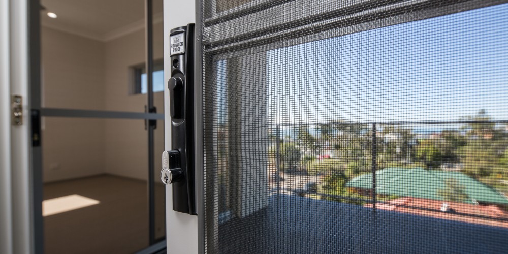 security screens for doors/windows