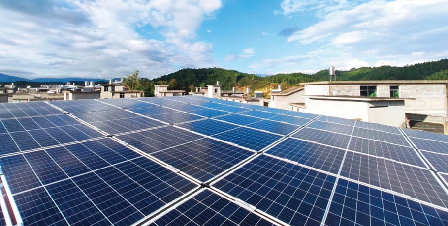 Temperature & Shading Impact on Mono vs Poly Panels