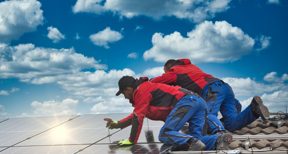 Which is better solar panel poly or mono?